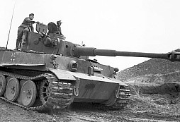 Pohotovostní jednotka Schwere Panzer-Kompanie Hummel alias Hummelova těžká tanková rota 