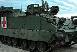 Americká armáda nahrazuje staré zdravotnické obrněnce M113 moderními AMPV