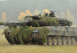 Německo plánuje koupit 105 tanků Leopard 2A8. Jeho obranný rozpočet začíná být napjatý
