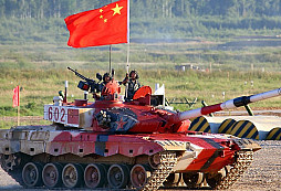 Civilně-vojenské vztahy v Číně: Pro komunistickou stranu bude obtížné si podřídit čínskou armádu a přeměnit ji na armádu světové úrovně