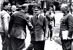 Zmrzačený atentátník: Plukovník Hrabě Claus Schenk von Stauffenberg