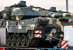 Maďarská armáda má již 24 nových tanků Leopard 2A7HU. Přezbrojení bude kompletní v roce 2028