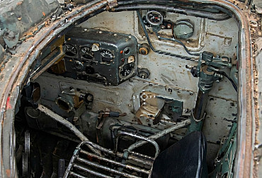 Video: Otevřený poklop, zavřený osud. Drony na Lymanském směru rozebraly ruské samohybné dělo na tři rány