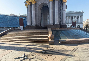 Dron spadl na Majdan: Byl to Lancet nebo jen dobře sehraná mystifikace