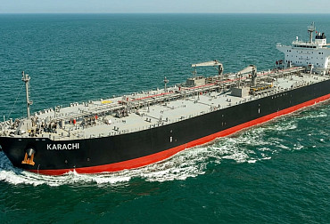 První tanker to risknul a projel Hormuzem se zapnutým transpondérem. Jak to dopadlo