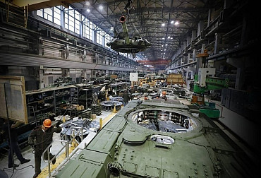 Partyzáni pronikli k srdci ruské válečné výroby. Tady vznikají tanky pro frontu