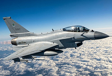Vítězství, propaganda, nebo varování? Zpráva o debaklu stíhaček Eurofighter vs. čínských J-10 zvedla v Evropě vlnu debat