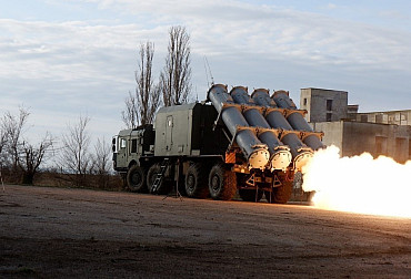 Les, který neexistuje: Jak Rusko maskuje raketové baterie přímo na mapách
