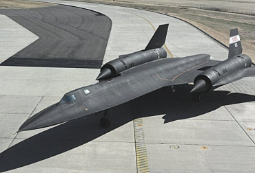 Legendární SR-71 Blackbird možná znovu ožije. Zmizel z podstavce v NASA a spekulace sílí