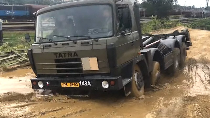 Tatra 815 je v terénu bez konkurence