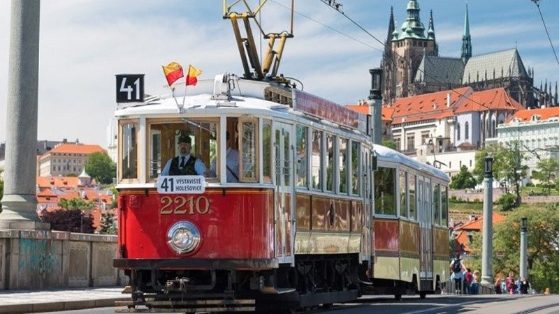 Vítězná škola kybersoutěže bude mít tramvaje jen pro sebe